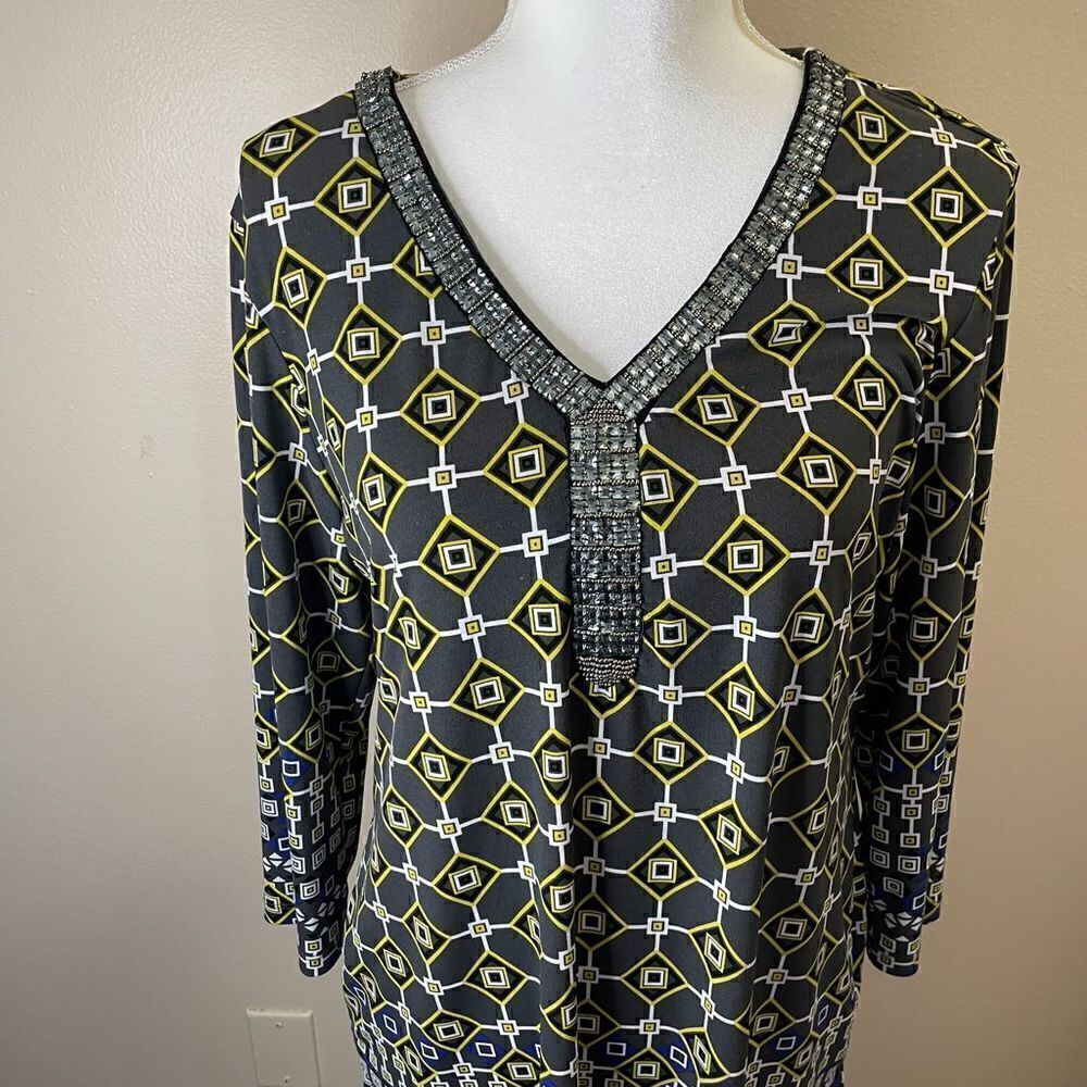 NEW! JM Collection| Medium| Soft| Flowy| Bollywood| Geometric print - Picture 11 of 14